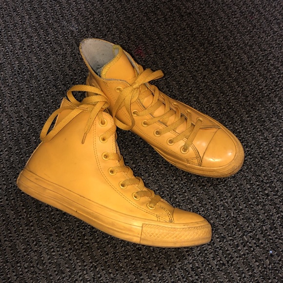 yellow rubber converse